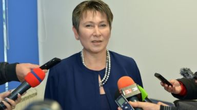 Комисията по етика към МОН проверява сигнал за плагиатство на Даниела Везиева