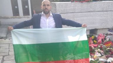 Няма опасност за живота на пребития в Охрид българин Християн