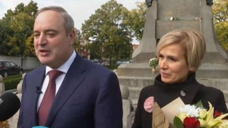 Проф. Анастас Герджиков и Невяна Митева откриха предизборната си кампания