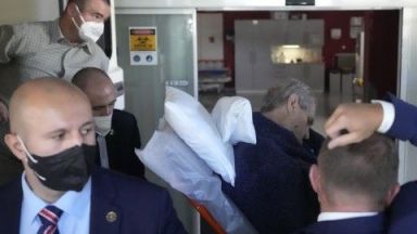  Изземват пълномощия от болния чешки президент Милош Земан 