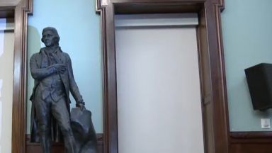Кметството на Ню Йорк одобри премахването на статуята на Томас