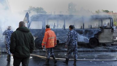 Най малко 14 сирийски военнослужещи бяха убити а трима ранени