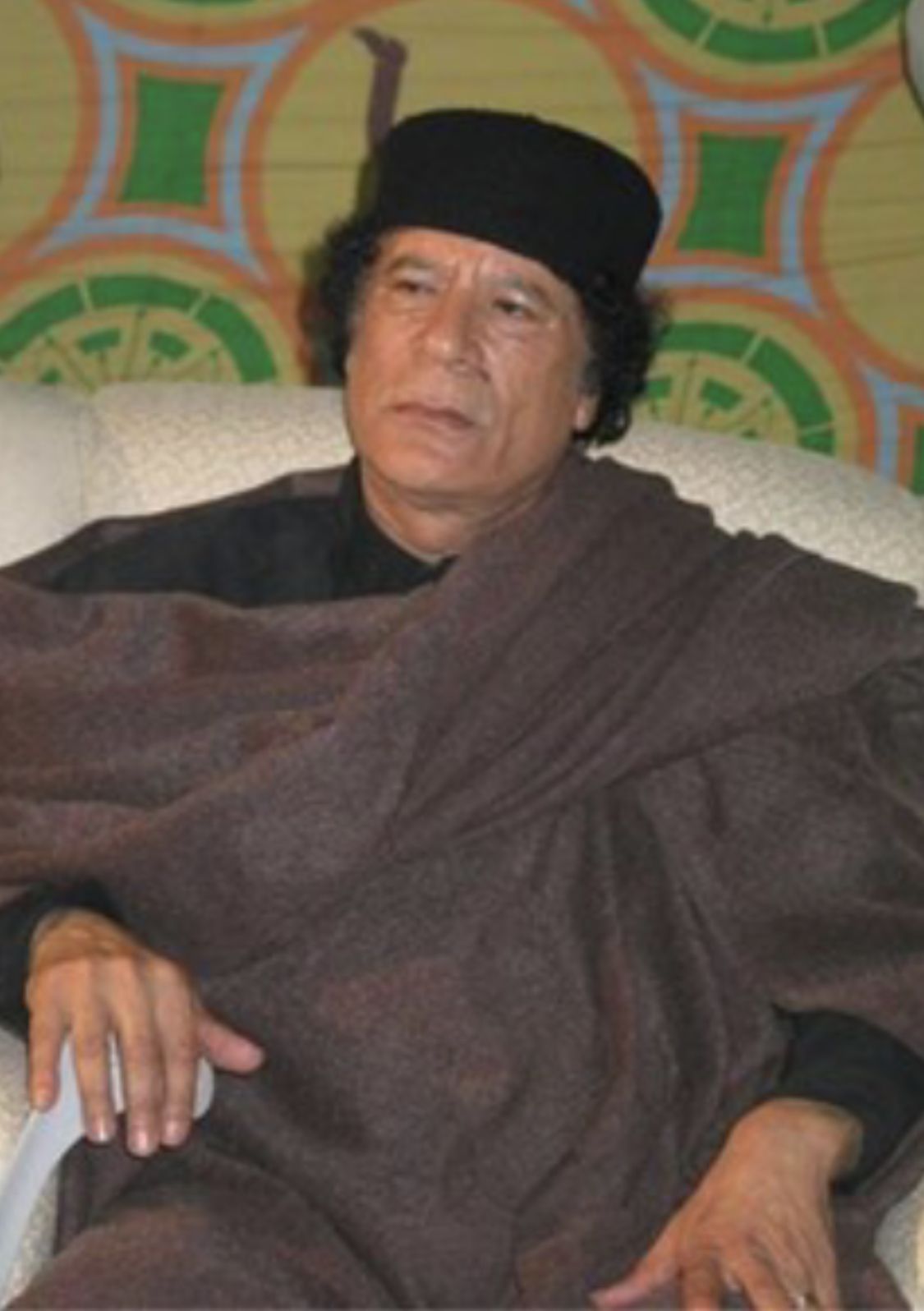  Портрет на Кадафи, изработен от журналиста Георги Милков в палатката на либийския водач по време на срещата му с тогавашния президент Георги Първанов 