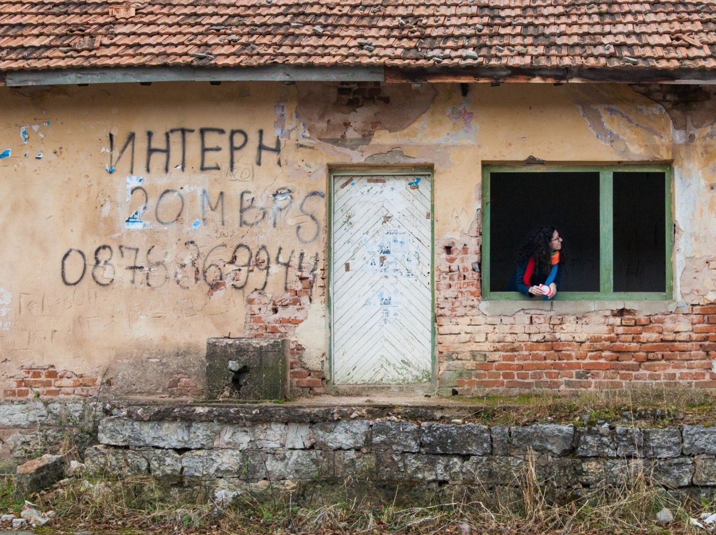 Изоставените села могат да са зловещо място, особено ако попаднете на непокътнати стаи