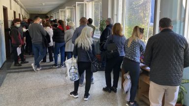 От утре 4 ноември временно се преустановяват плановият прием и