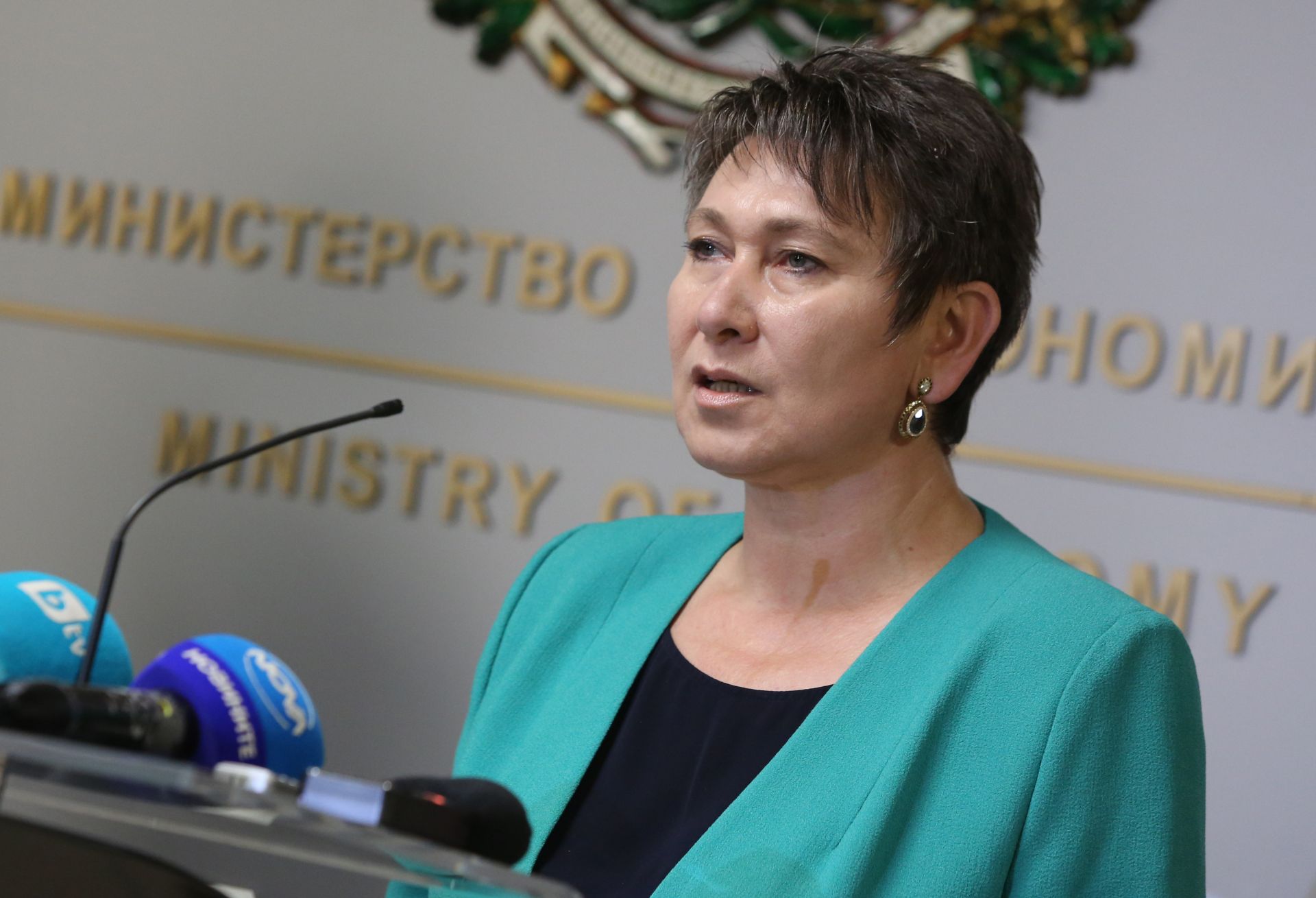 Служебният министър на икономиката Даниела Везиева: Изненадана съм от действията на тримата членове на Съвета на директорите