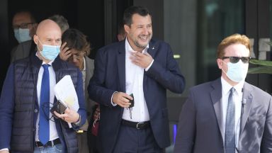 Бившият италиански министър на вътрешните работи Матео Салвини бе изправен