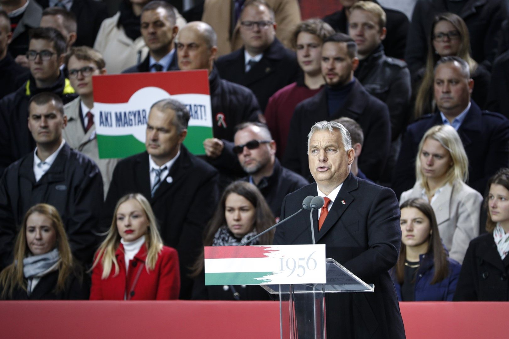 Виктор Орбан обвини ЕС и САЩ, че се месят във вътрешните работи на Унгария