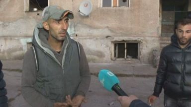 Ромски семейства се изселват принудително на прага на зимата във