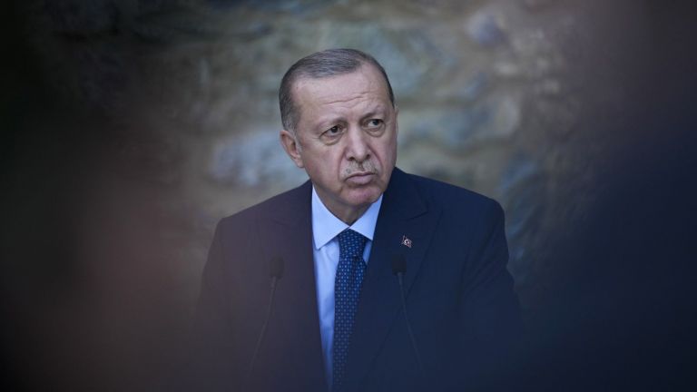 Турският президент Реджеп Тайип Ердоган заяви днес, че западните посланици,