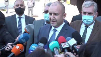 Радев: Правителствата на Борисов са дали с обществени поръчки над 100 милиона на „Сиела”