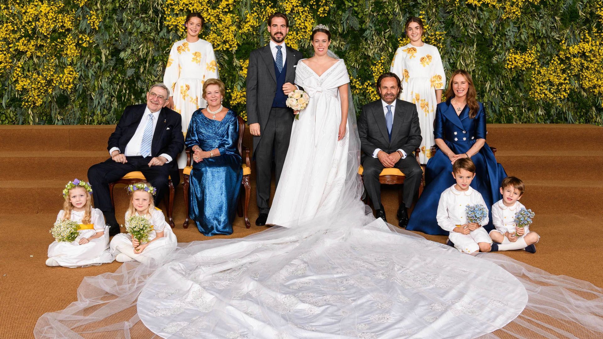 Принц Филипос и Нина Флор вдигнаха трета сватба