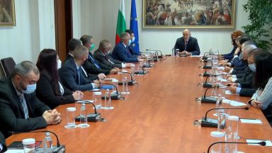Представители на македонските българи се срещнаха с президента