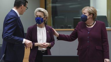 Спорът между Варшава и Брюксел по повод недостатъчната независимост на