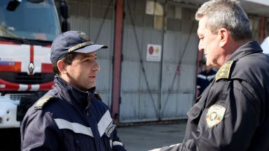 Средно за страната за едно работно място за пожарникар кандидатстват