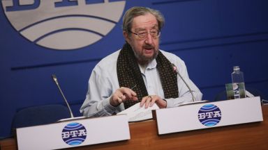 Коалиция Продължаваме промяната Демократична България води с 1 пред