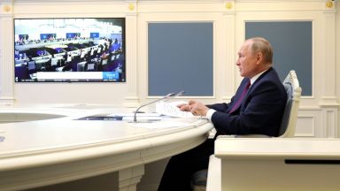 Равенството по отношение на разпределението на ваксините беше първата от