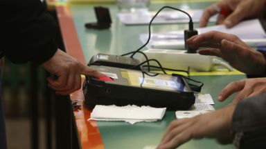 Независимата кандидатка Данела Арсовска води убедително пред кандидата на управляващия