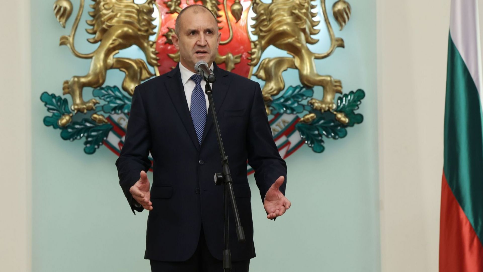 Румен Радев свиква първото заседание на новия парламент на 3 декември
