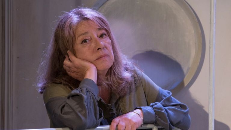 Подарете си Бергман: Сашка Братанова в "Болки на душата"