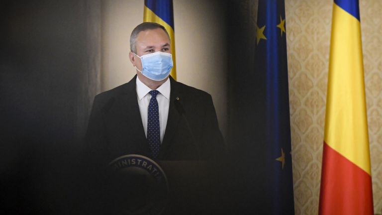 Вече втори месец Румъния се управлява от правителство с ограничени