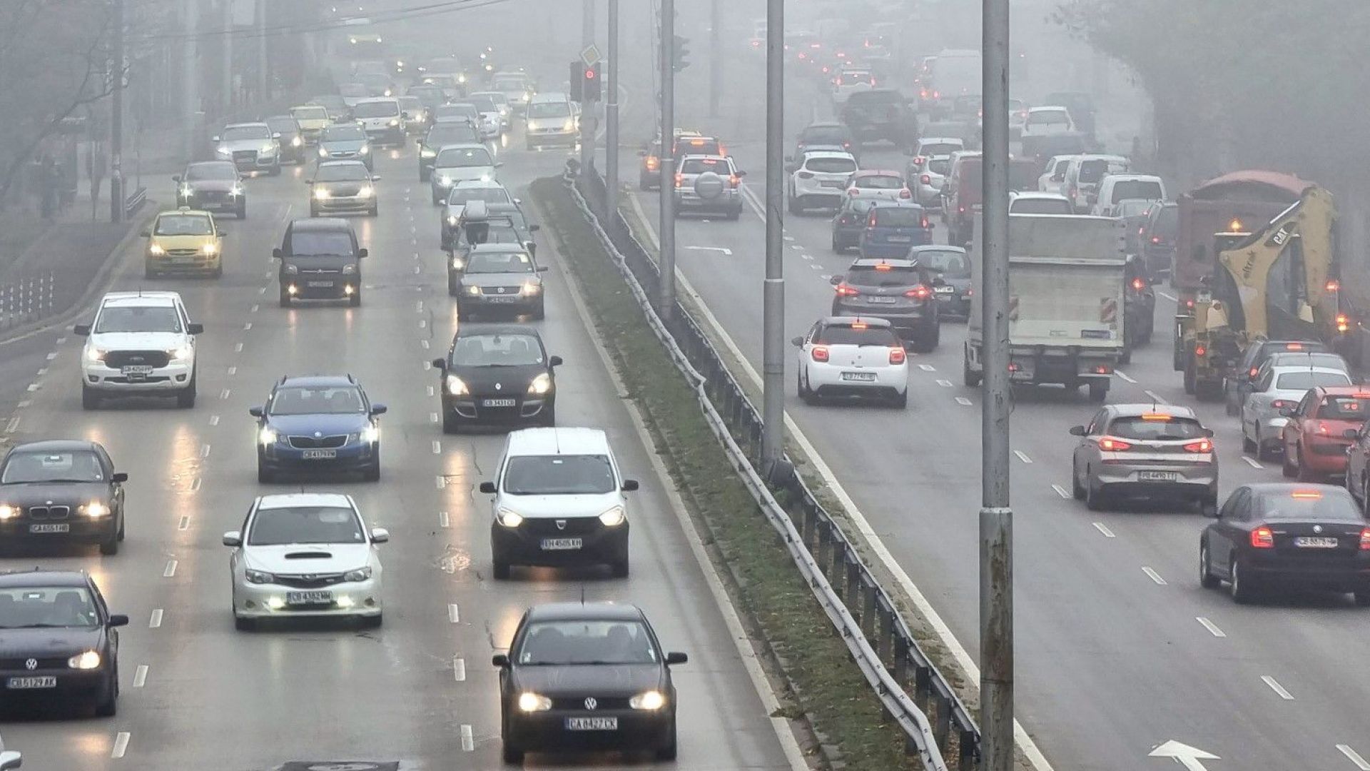 Автопроизводители: Трябва единна система за оценка на замърсяването от колите