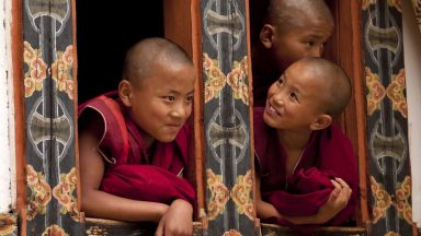 Магията на щастливото кралство Бутан в 16 снимки