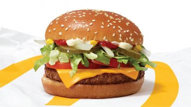 McDonald's пуска бургер с "месо" на растителна основа