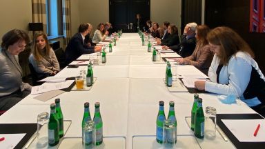 Външната политика почти отсъства от предизборната кампания като хората основно