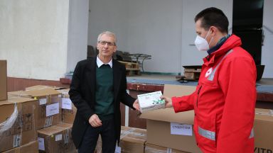 Министерството на образованието и науката разпредели вчера и днес 180