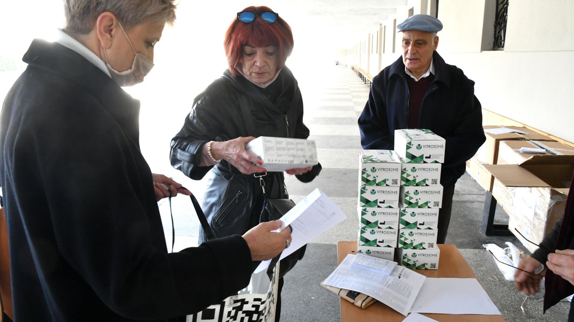 Тестовете за коронавирус за училищата в София са доставени