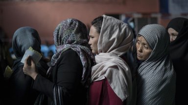 От тази седмица на жените в Афганистан е забранено да