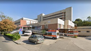 77 годишен пациент с коронавирусна инфекция се самоуби след като скочи