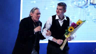 Михаил Белчев отпразнува рожден и имен ден с 3-часов концерт в зала 1 на НДК (снимки)
