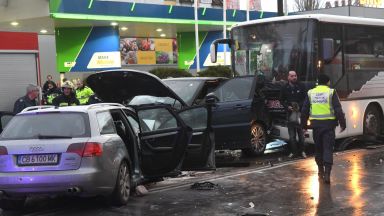 Шофьорът предизвикал полицейската гонка в София вчера завършила с тежка