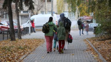 Правата на децата в риск са най тежко нарушени при COVID 19