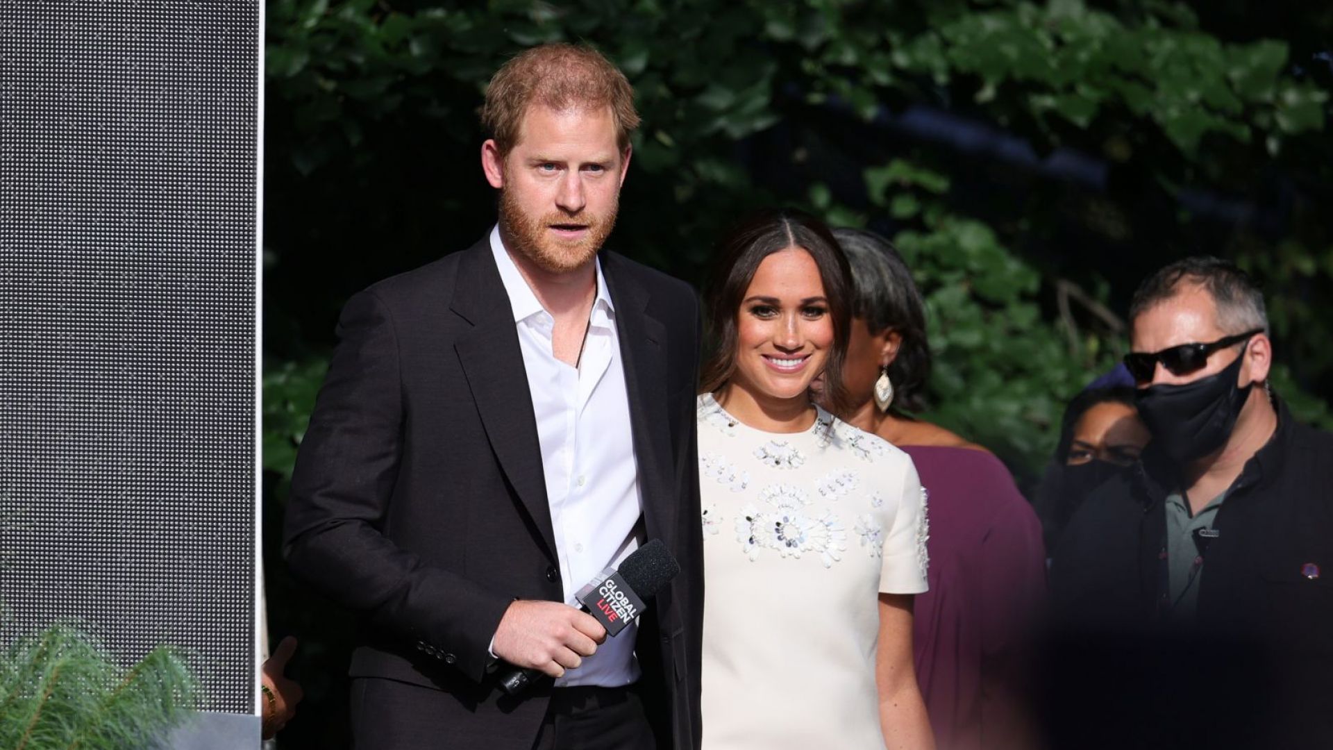 Принц Хари и съпругата му се отправят към Обединеното кралство