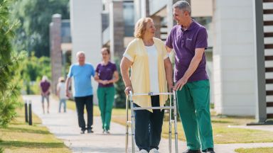 Не беше далече времето когато името Дом за стари хора