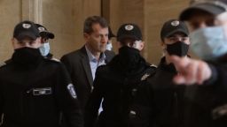 Съдът увеличи на 5000 лева паричната гаранция на Боян Расате