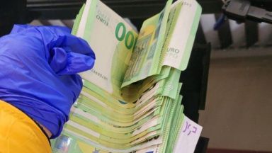 14 души са задържани по подозрение за търговия с вот