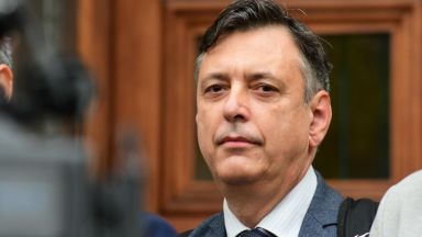 От така наречения преход спечелиха основно тези които създадоха дворцовия