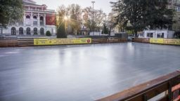 Ледена пързалка отново ще радва русенци с атрактивни забавления