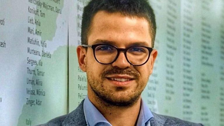 На 32 години почина уважаваният гастроентеролог д-р Радислав Наков. От