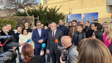 В последния ден на кампанията Румен Радев си позволи да