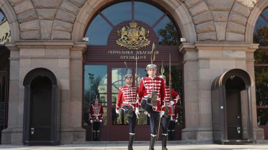Министър председателят Стефан Янев ще гласува на изборите за президент и