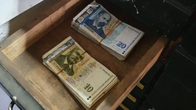 Полицията задържа мъж по сигнал за купуване на гласове в