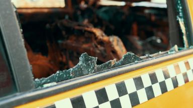 Един човек загина а друг е ранен при експлозия на