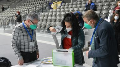 Централната избирателна комисия обяви края на изборния ден в страната