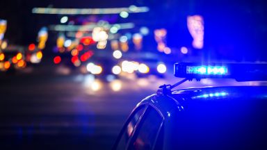 Списъци със стотици имена техните лични данни и информация за