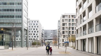 Австрия въведе локдаун за неваксинираните и непреболедувалите COVID 19 граждани над